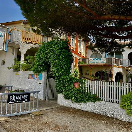 L'Ecume Des Jours Hotel Soulac-sur-Mer Bagian luar foto