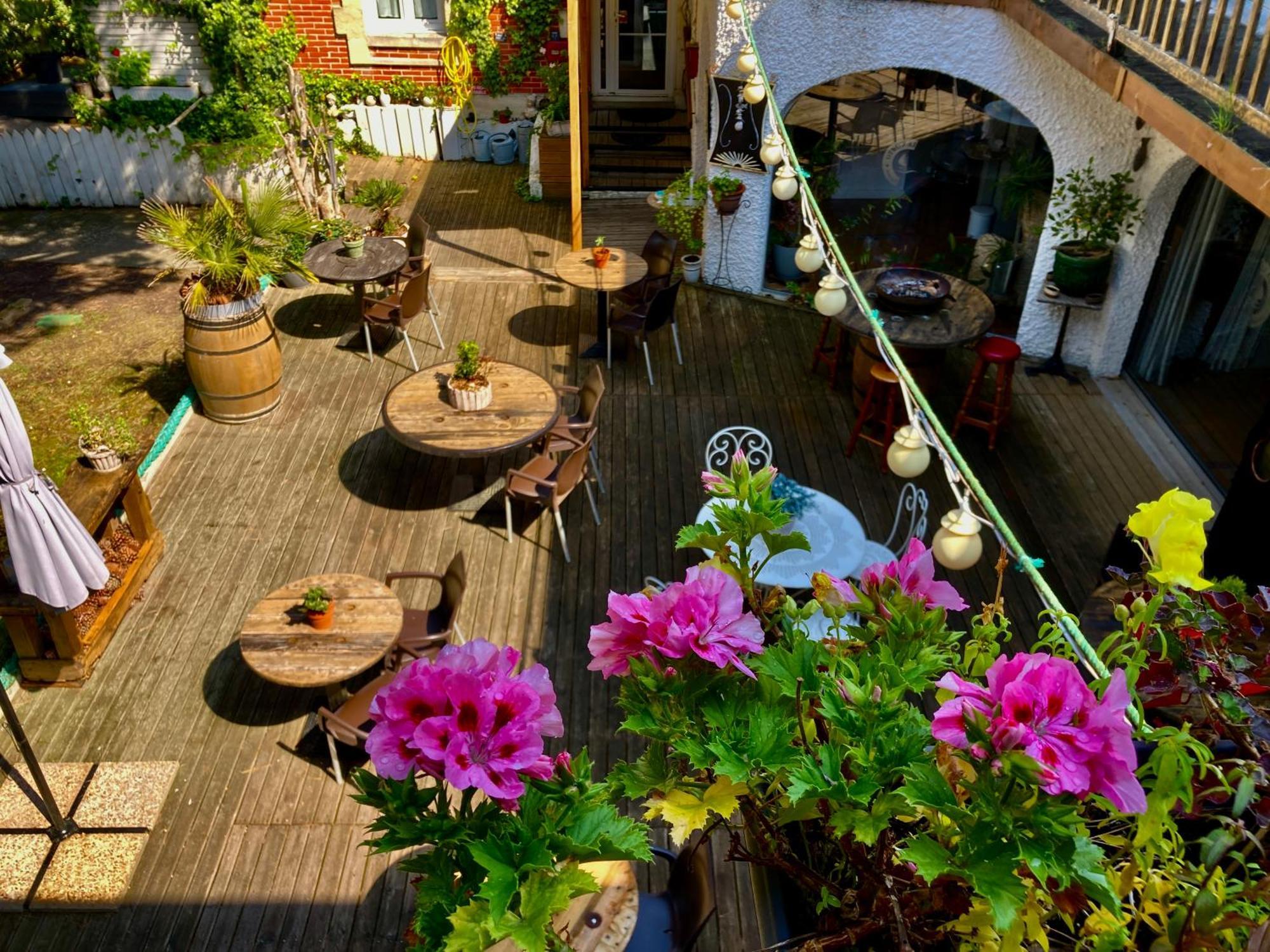 L'Ecume Des Jours Hotel Soulac-sur-Mer Bagian luar foto